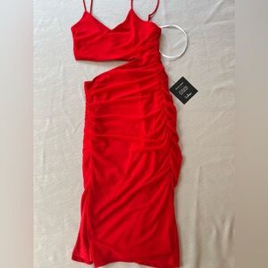 NWT Lulu’s Side Cut Out Dress